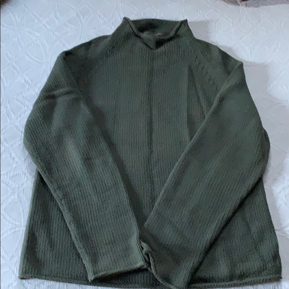 Fall 2001 Grey Banana Republic Cableknit Sweater